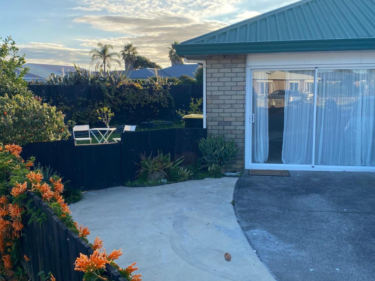 Papamoa Beach Studio Oasis 外观 照片